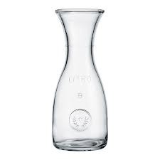 Wine decanter for weddings, parties & events near Milwaukee