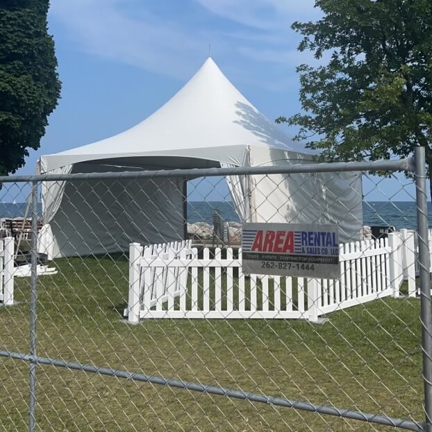Temporary fencing rentals for events, concerts and construction sites near Milwaukee