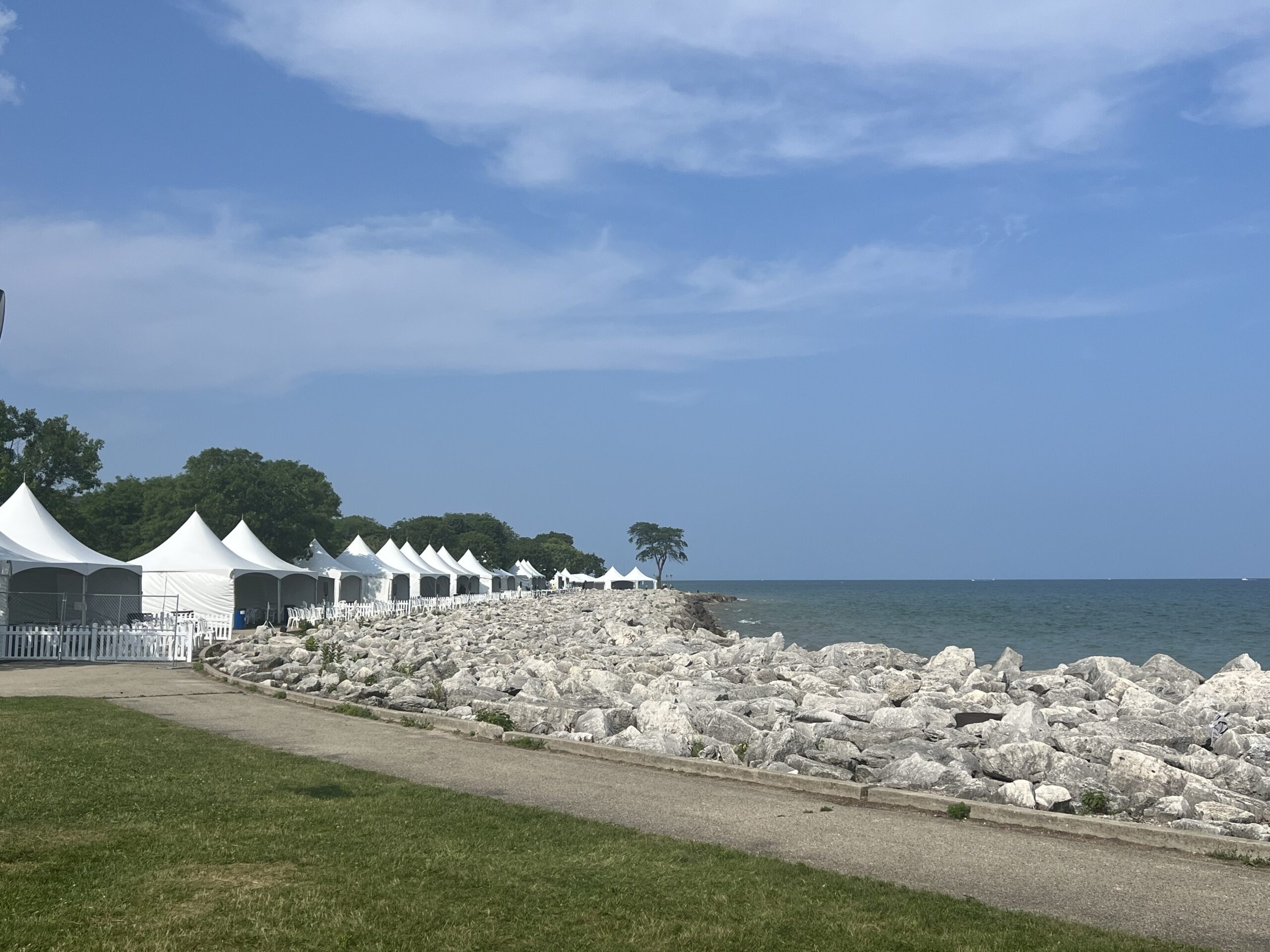 Picket fence rental for the 2023 Milwaukee Air & Water Show