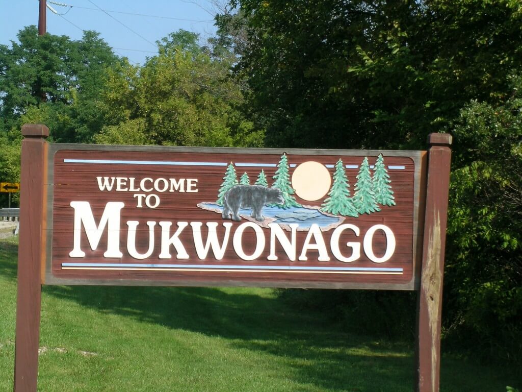 rent tents and equipment for parties and events in Mukwonago
